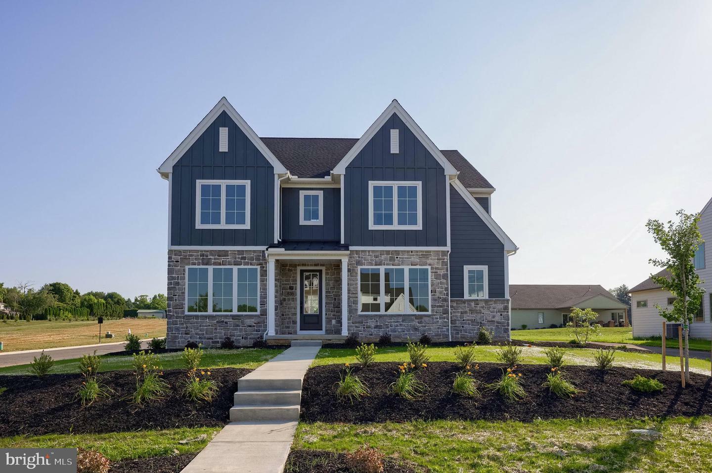 836 Wheatfield Lane  Lebanon PA 17042 photo
