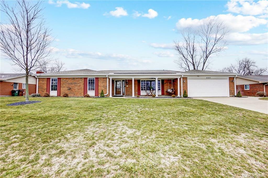 2327 El Cid Drive  Beavercreek OH 45431 photo