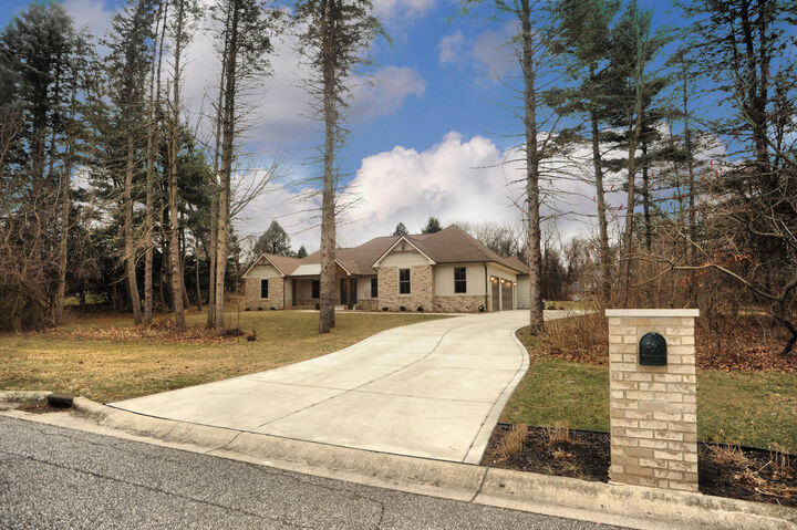 363 Ridgeview Drive  Chesterton IN 46304 photo