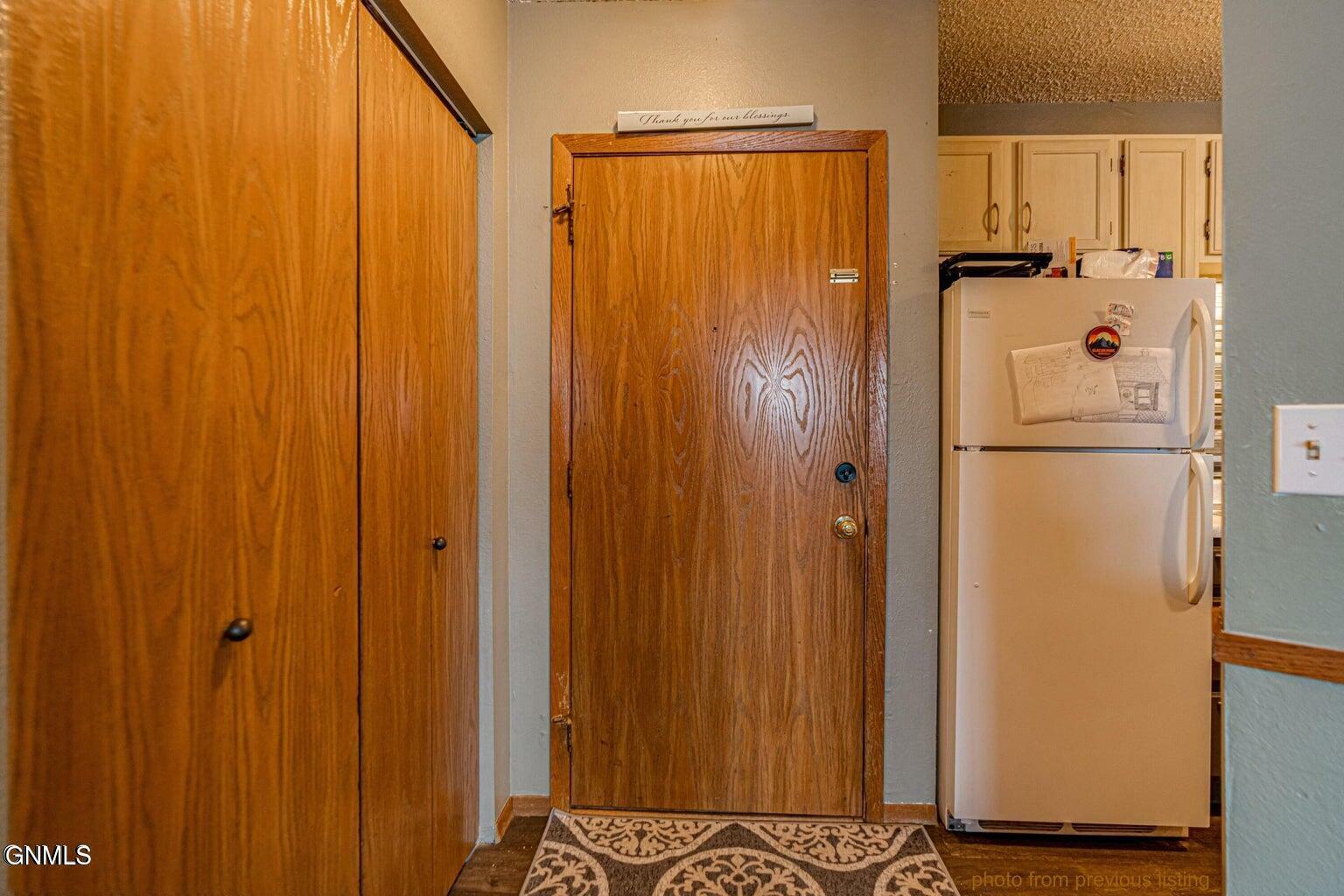 Property Photo:  1112 Portland Drive 101  ND 58504 