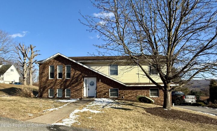 21 Margaret Avenue  Archbald PA 18403 photo