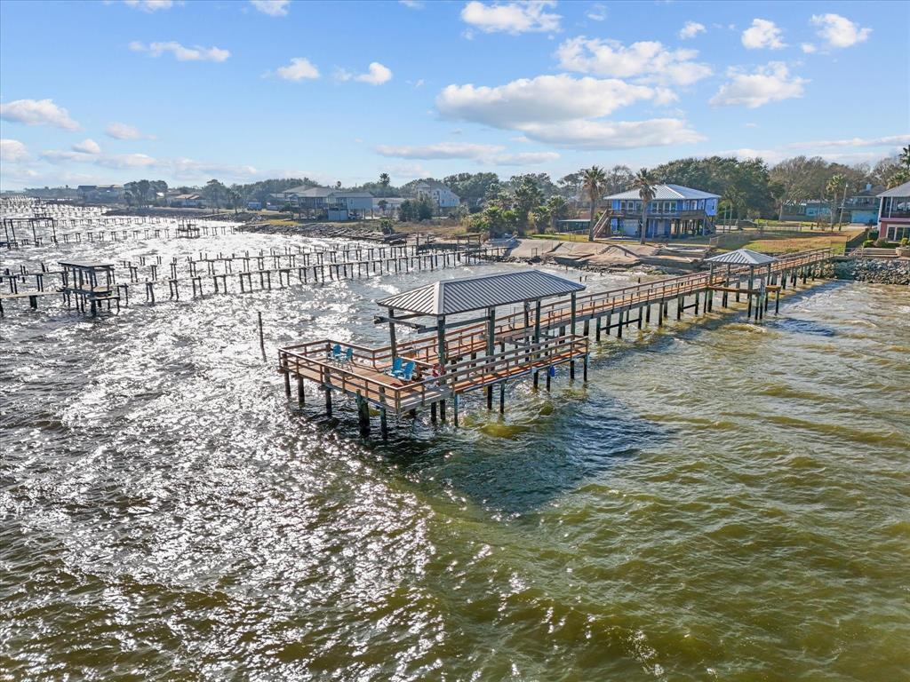 Property Photo: 421 2nd Street TX 77539