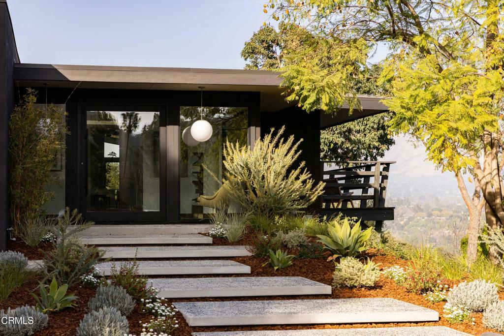 Property Photo: 945 Linda Vista Avenue CA 91103