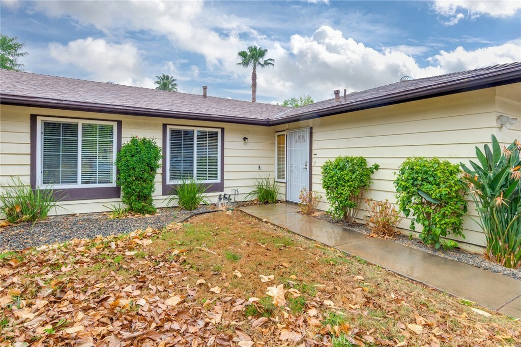 Property Photo:  615 Highlands Road  CA 92530 