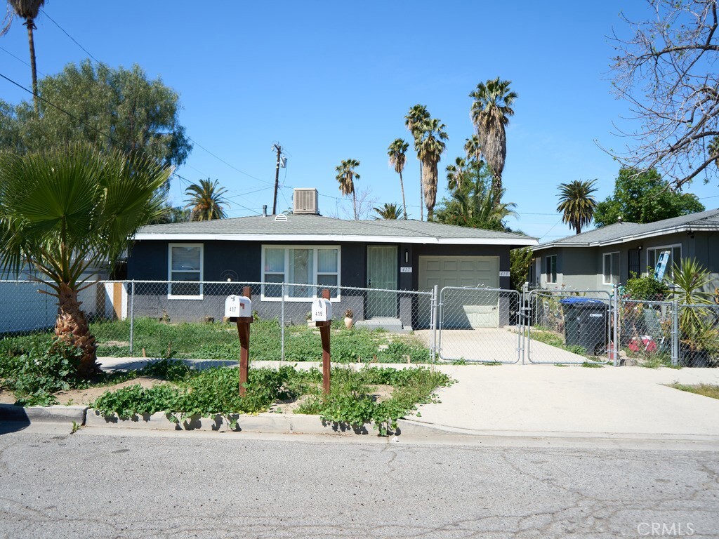 Property Photo:  417 N Taylor Street  CA 92543 