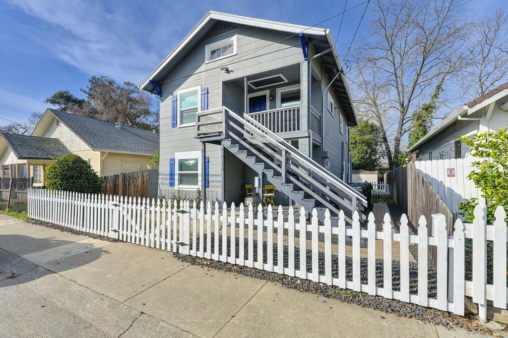 Property Photo:  3116 40th Street  CA 95817 