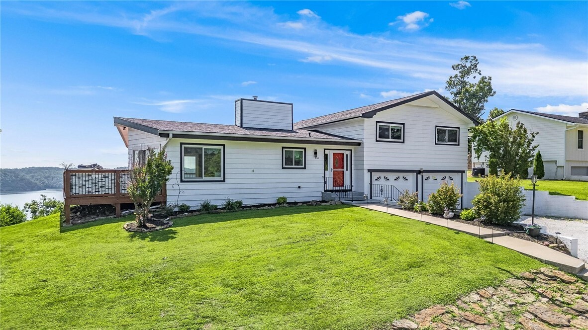 Property Photo: 8116 Pine Lane AR 72756