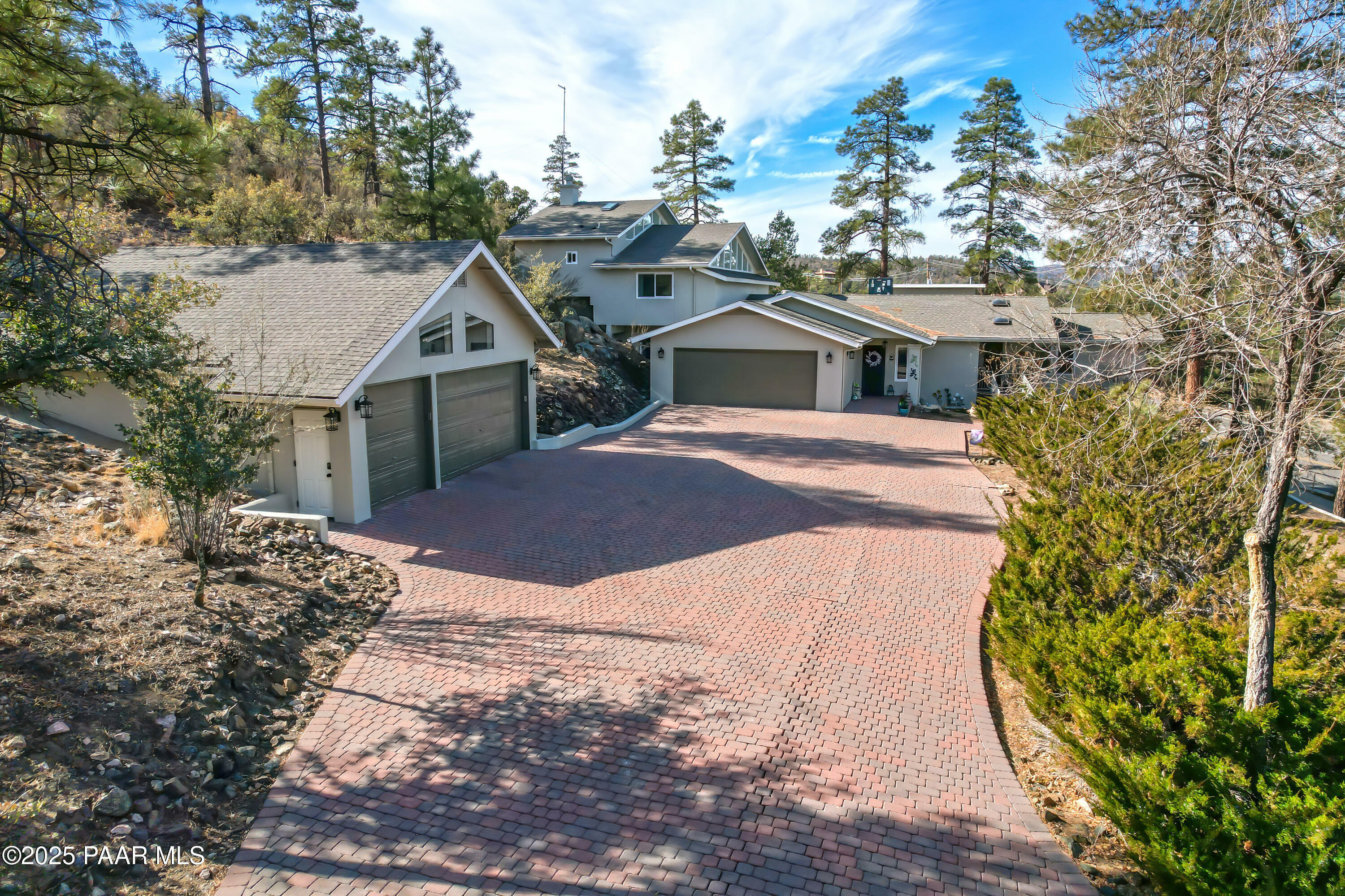 Property Photo: 2405 N Williamson Valley Road AZ 86305