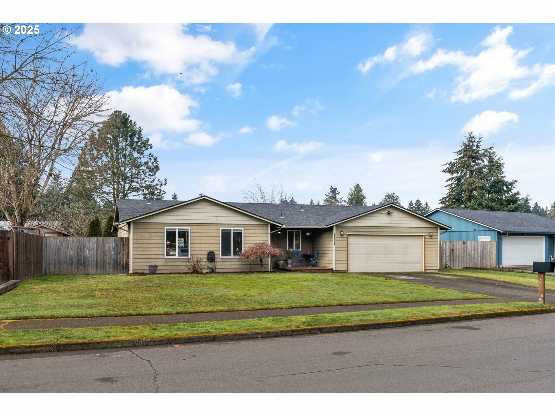 Property Photo:  4312 NE 106th Ave  WA 98682 