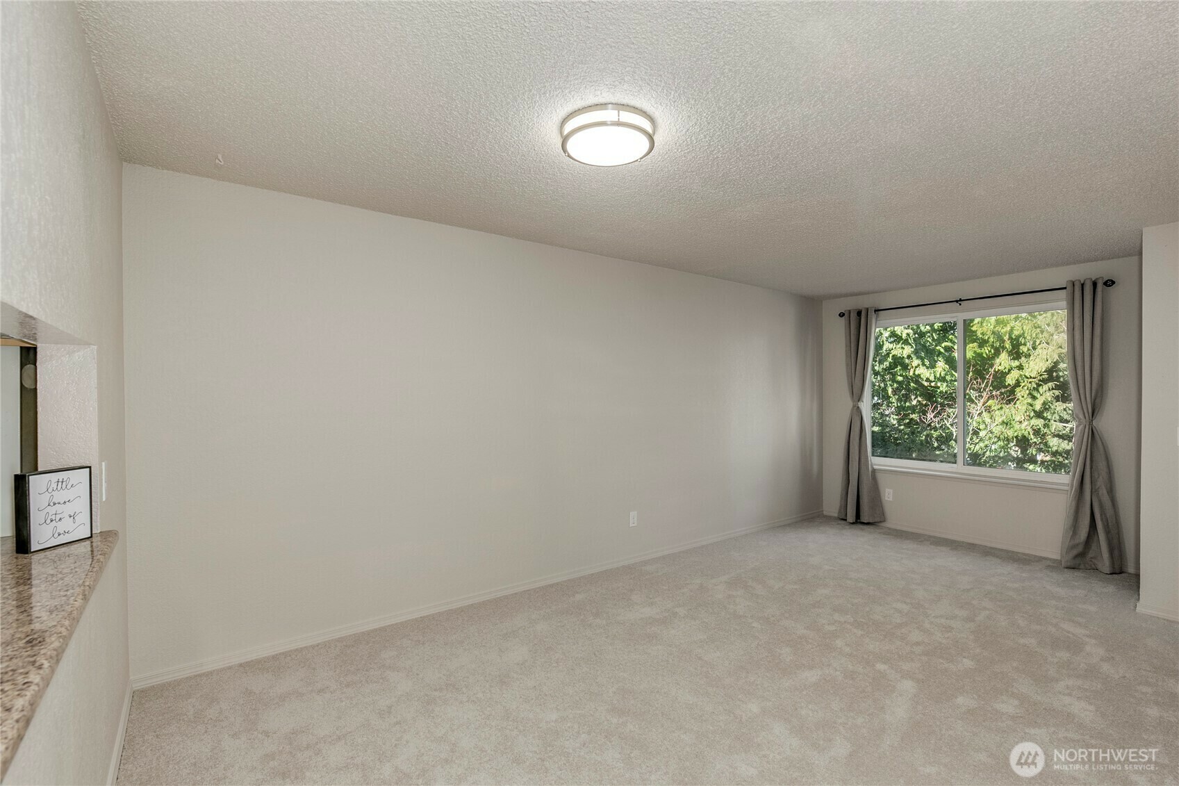 Property Photo:  8911  Holly Drive 207  WA 98208 