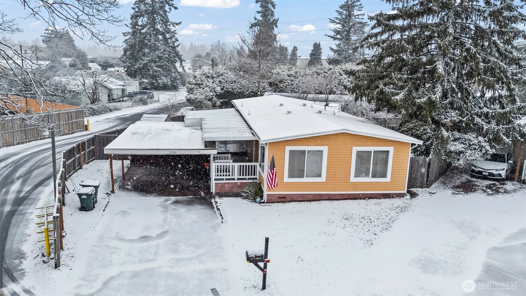 Property Photo:  3229  85th Street S  WA 98499 