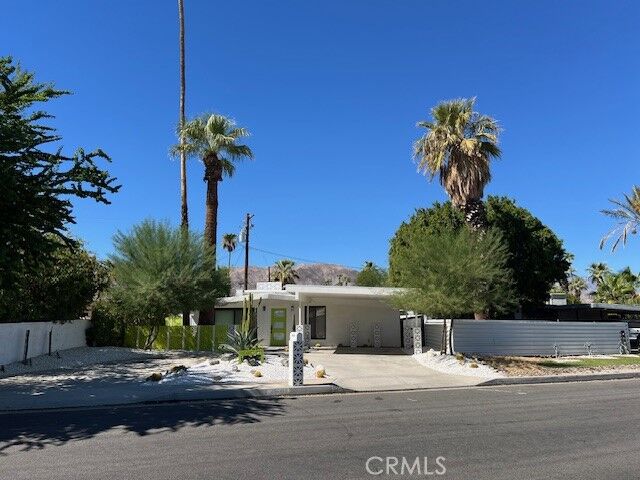 Property Photo:  45416 Panorama Drive  CA 92260 