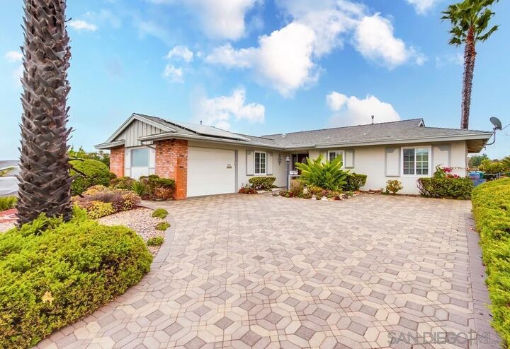 16413 Roca Dr  San Diego CA 92128 photo