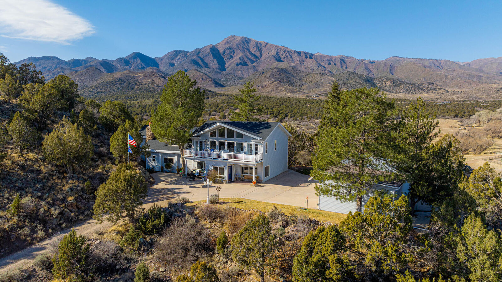 Property Photo: 1298 S 1500 St E UT 84757