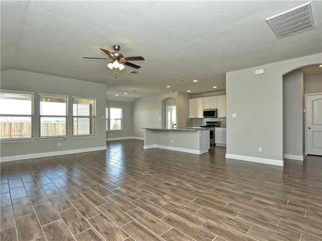 Property Photo:  7201 Bargello Place  TX 78665 