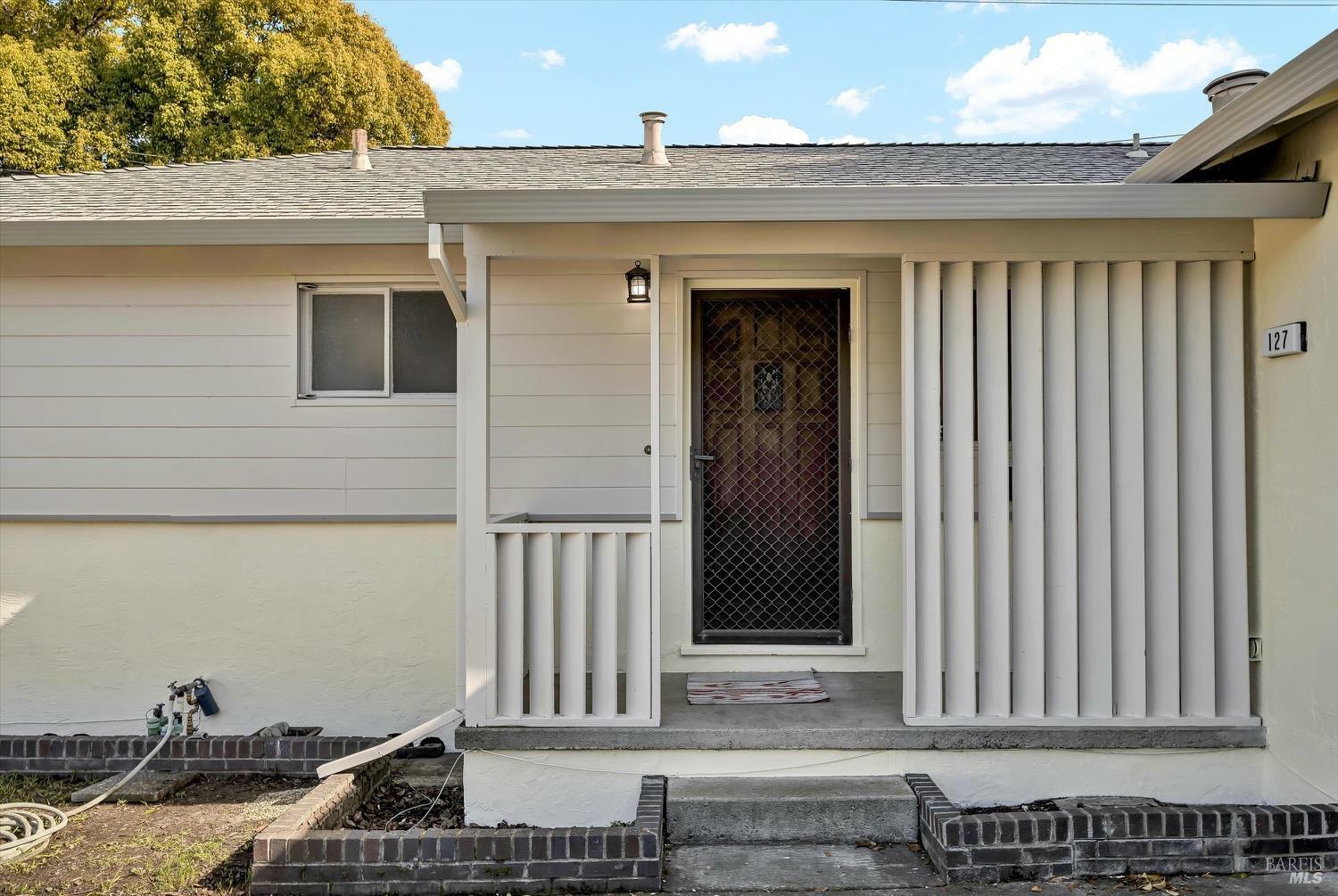 Property Photo:  127 Manhattan Drive  CA 94591 