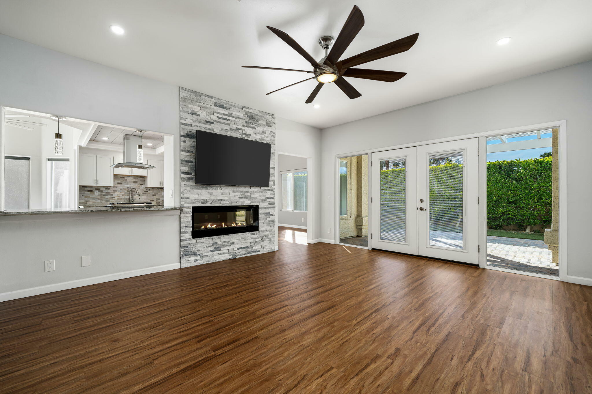 Property Photo:  48211 Vista De Nopal  CA 92253 