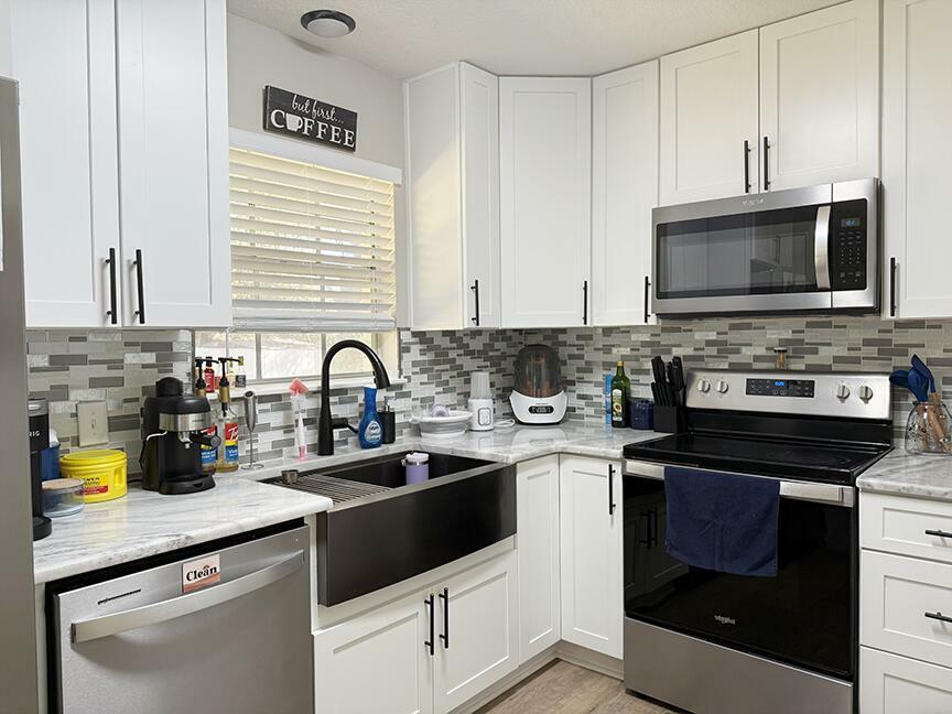 Property Photo: 2937 Sholtz Avenue FL 32539