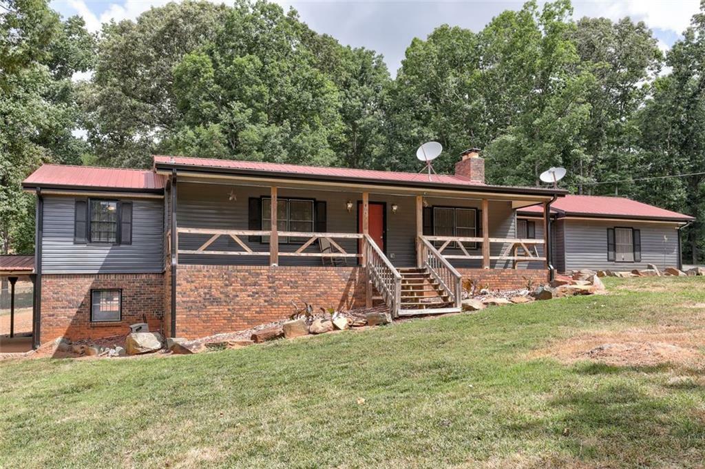 Property Photo: 616 Rich Davis Road GA 30141