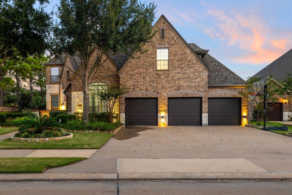 Property Photo: 25403 Madison Falls Lane TX 77494