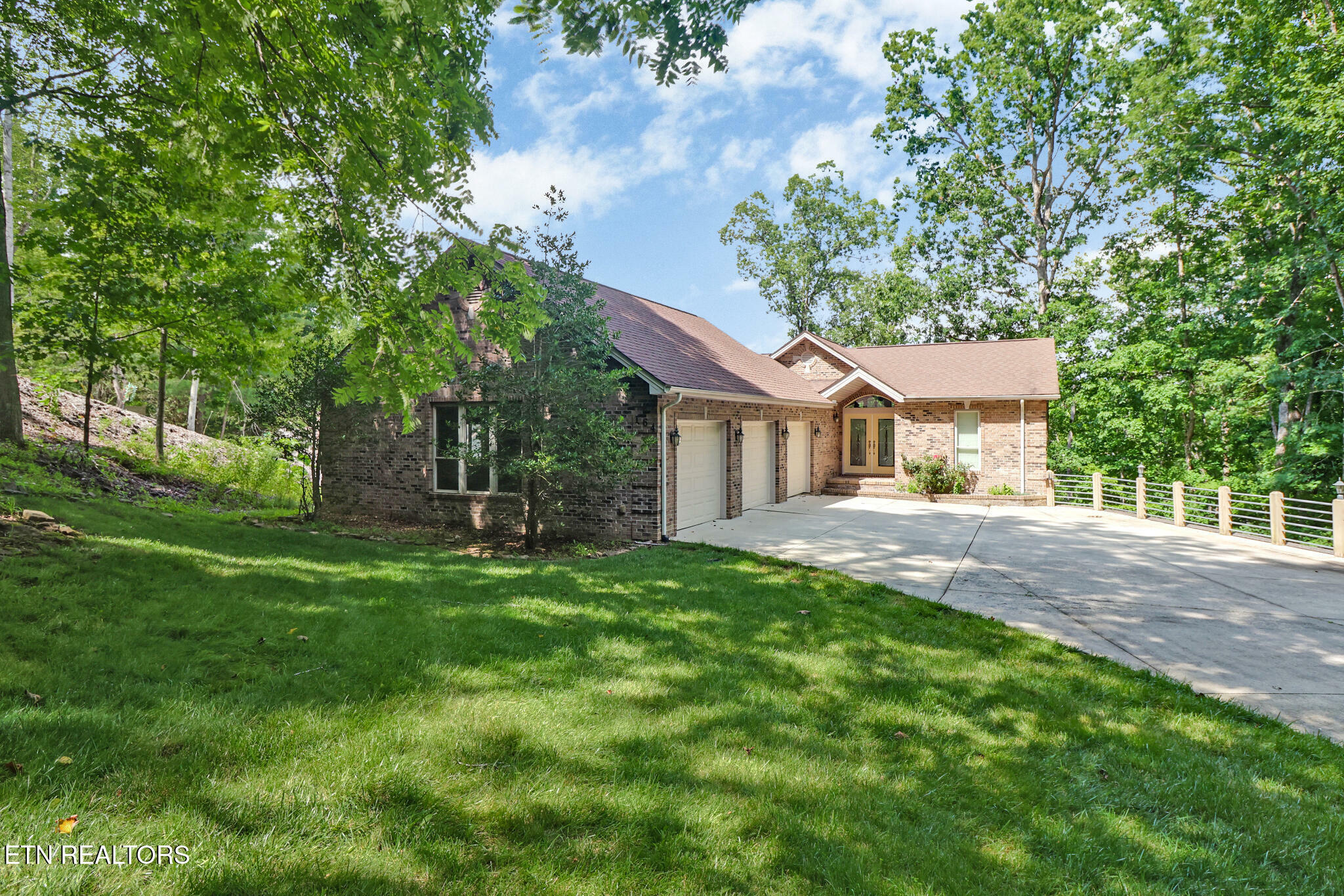 164 Lynhurst Drive  Crossville TN 38558 photo