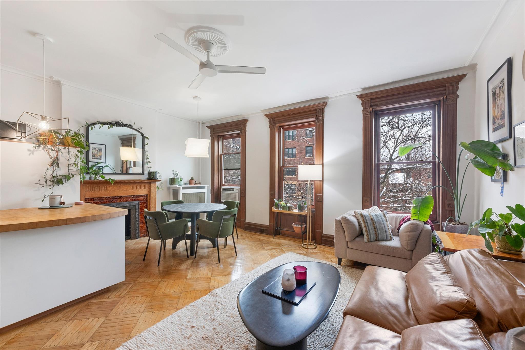 Property Photo: 905 Union Street 3 NY 11215