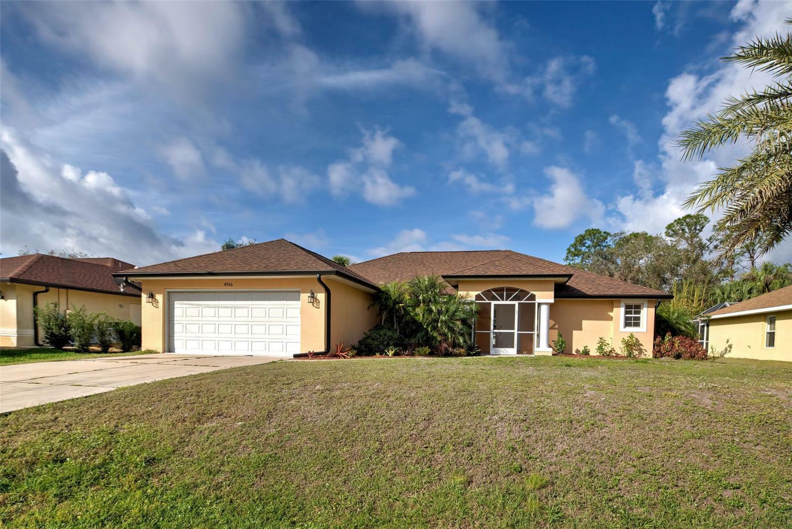 Property Photo: 4966 Sunnyvale Road FL 34288