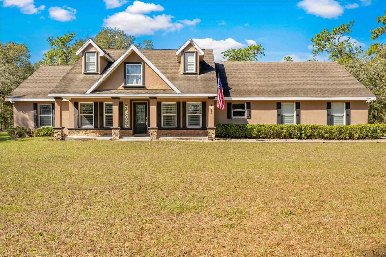 Property Photo:  10542 Cr 671  FL 33513 