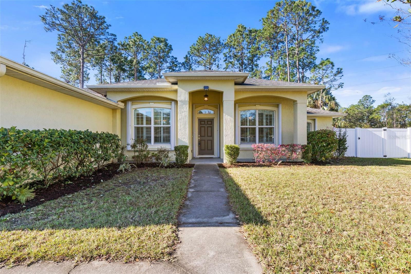 Property Photo:  167 Underwood Trail  FL 32164 