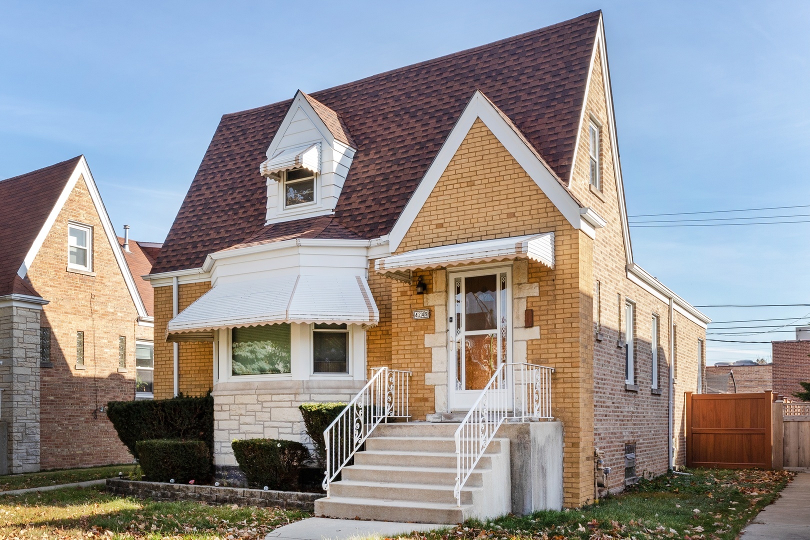 Property Photo:  4249 N Parkside Avenue  IL 60634 