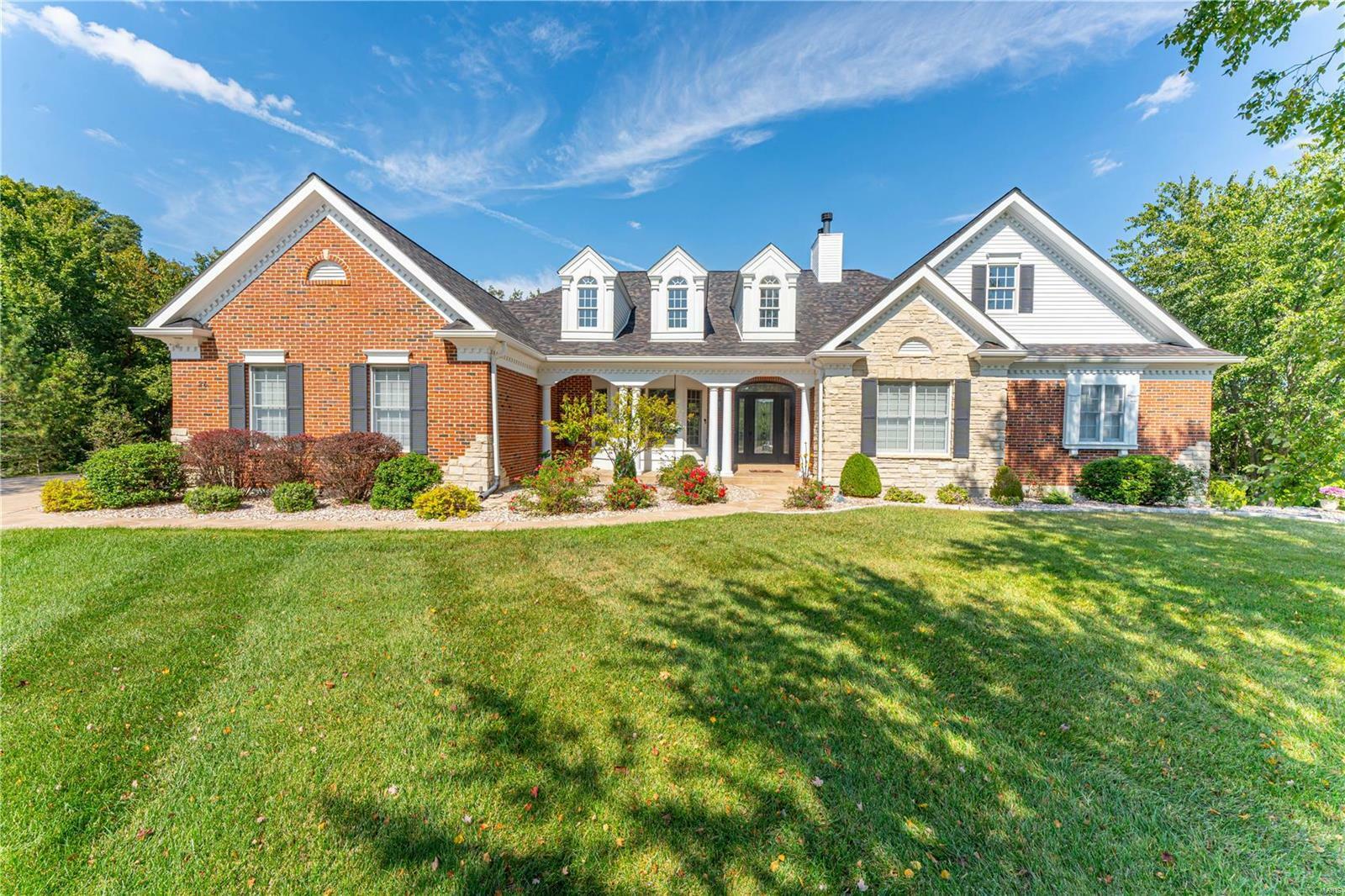 Property Photo: 26 Saybridge Manor Court MO 63367