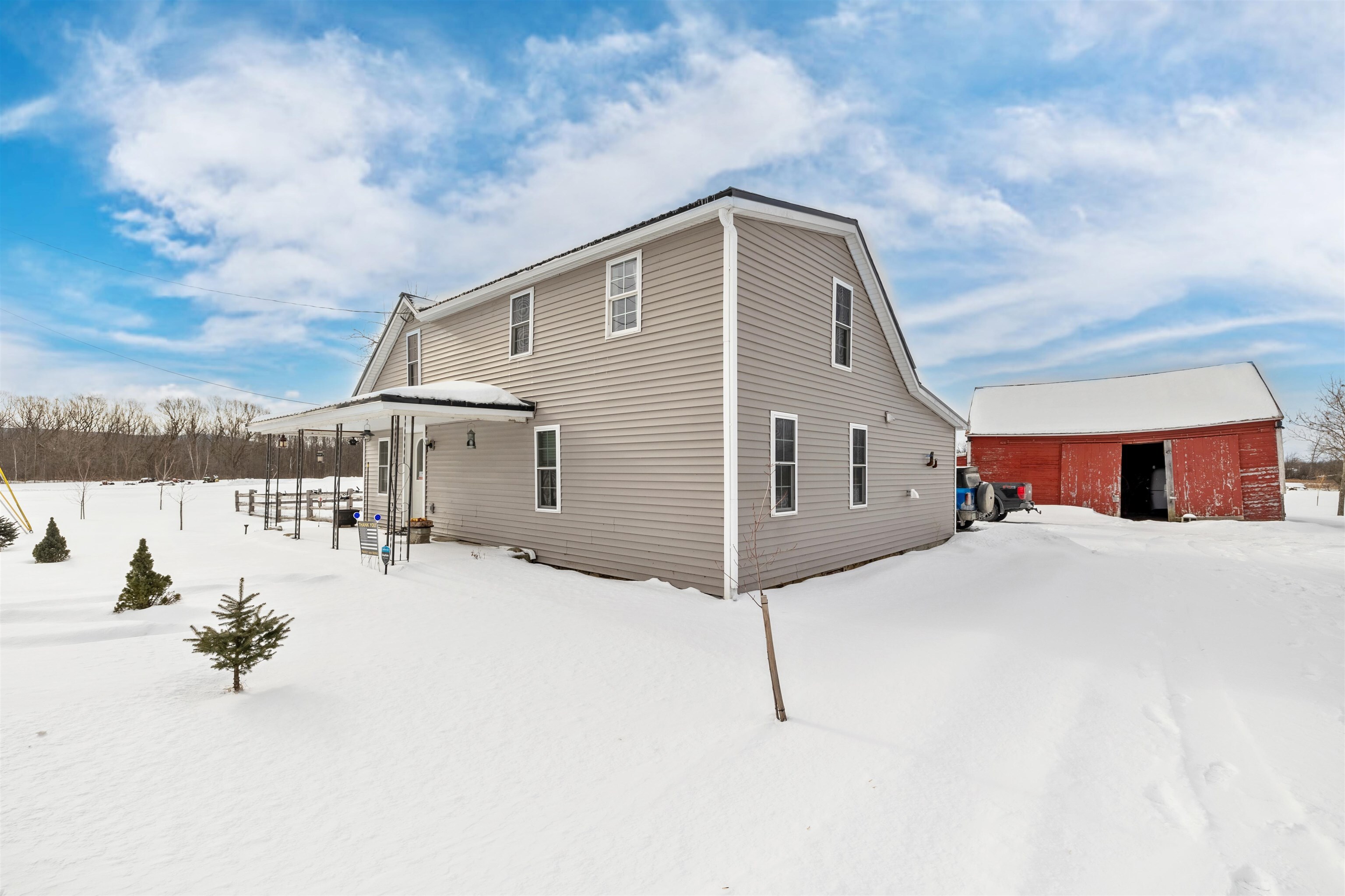 Property Photo: 1195 Lower Newton Road VT 05478