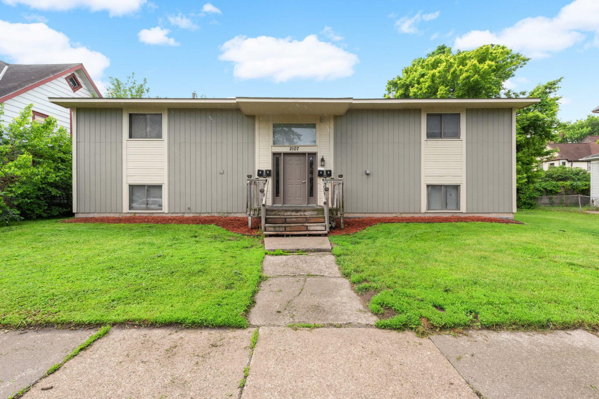 Property Photo:  2107 5th Avenue N  MN 55405 