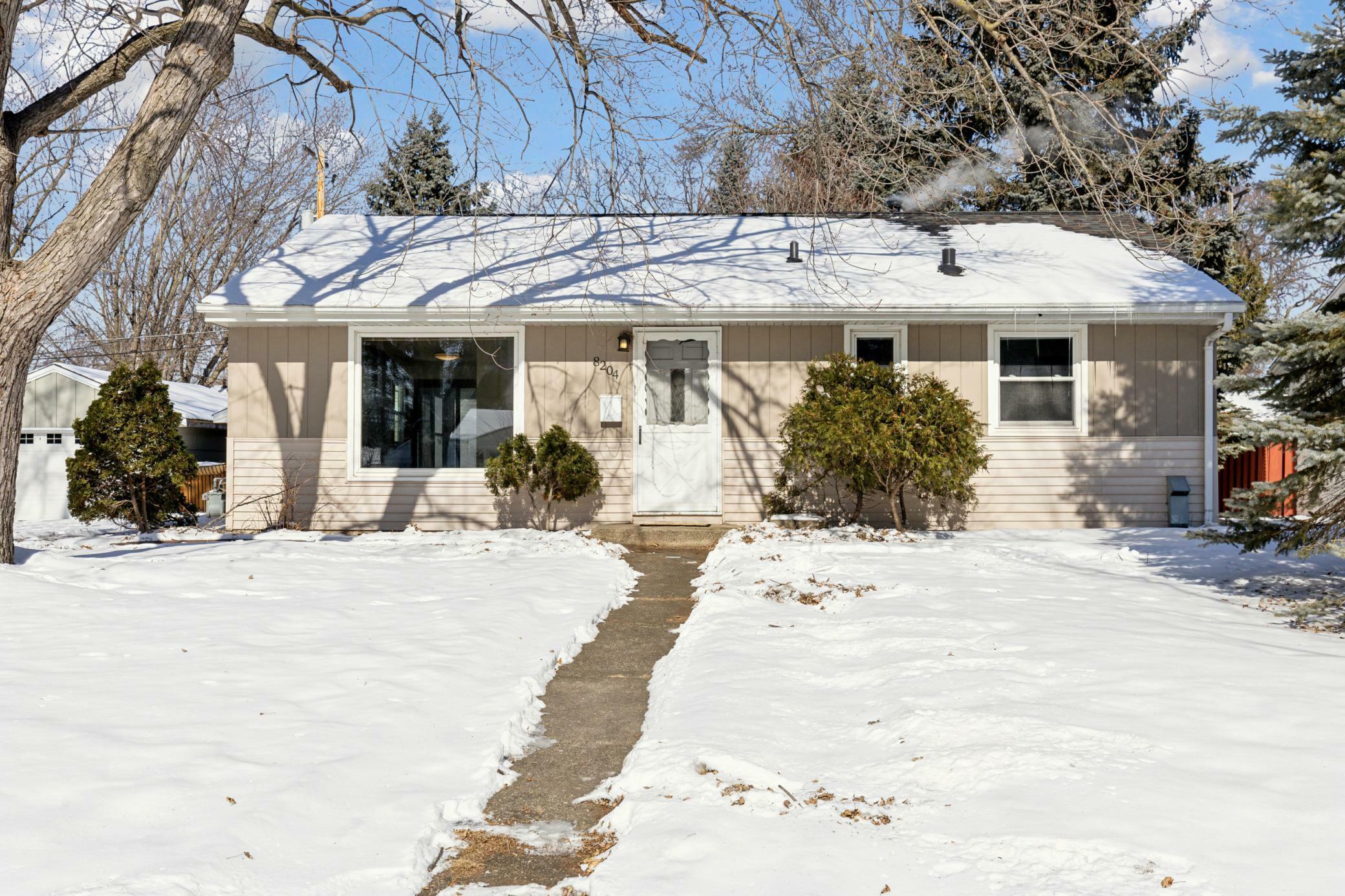 Property Photo:  8204 W 34 1/2 Street  MN 55426 