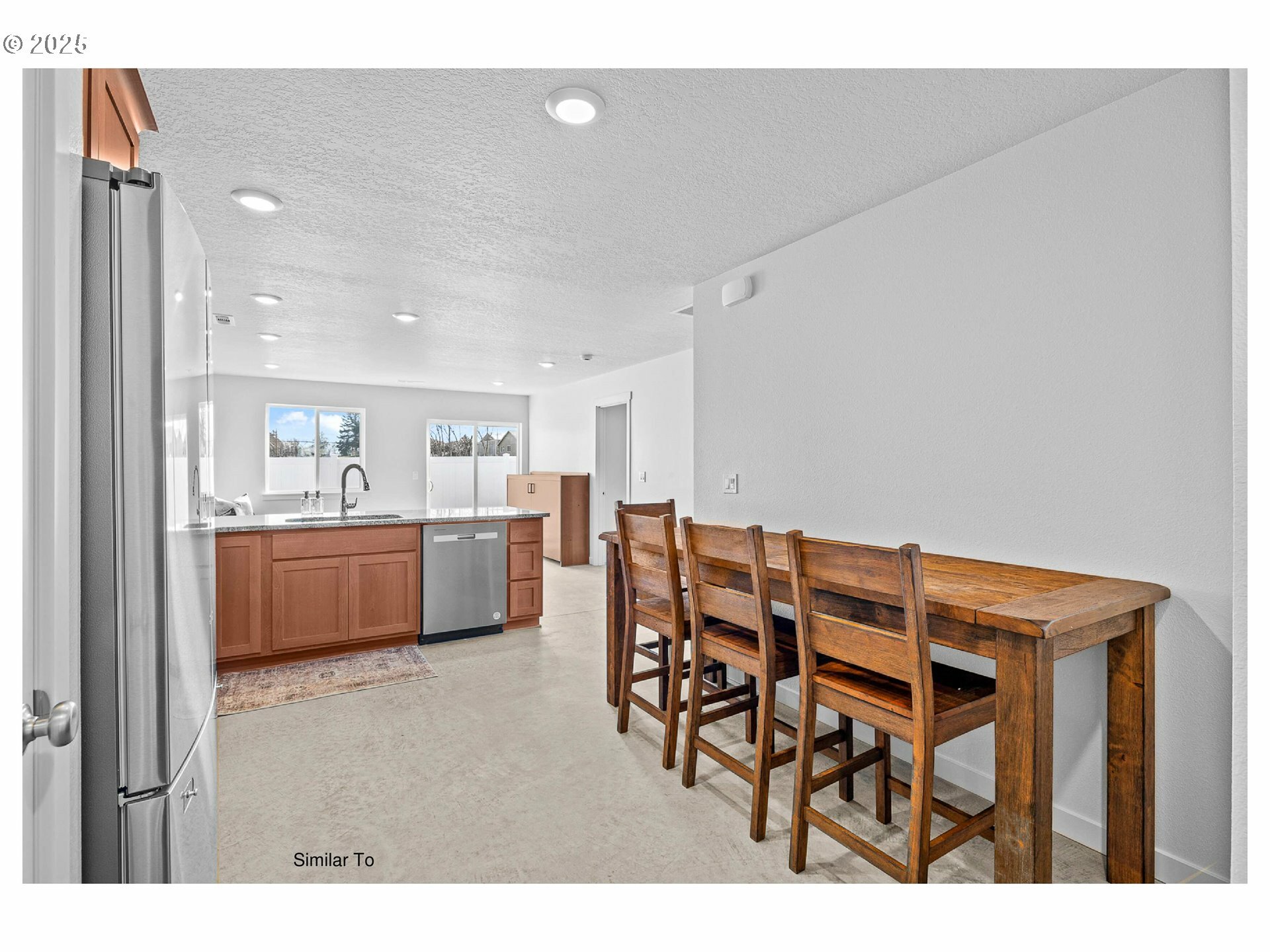 Property Photo: 1083 NE Emerald Dr OR 97838