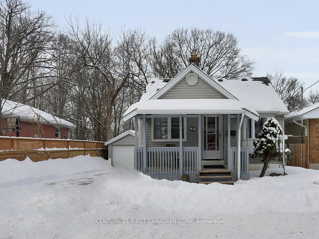 Property Photo:  98 Briscoe St W  ON N6J 1M5 