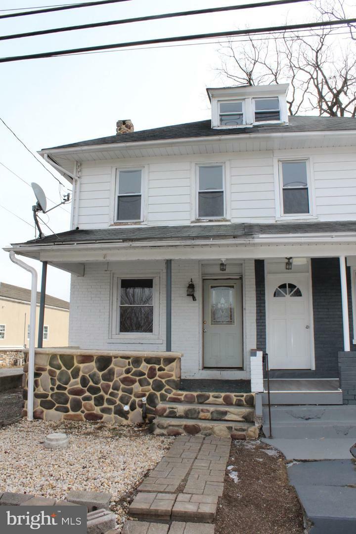 Property Photo:  355 Furnace Road  PA 19565 