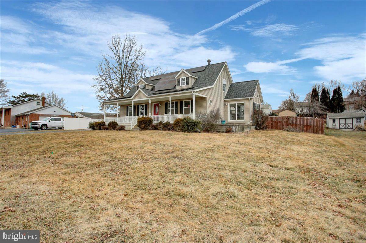 Property Photo:  124 W Hunter Road  PA 17015 