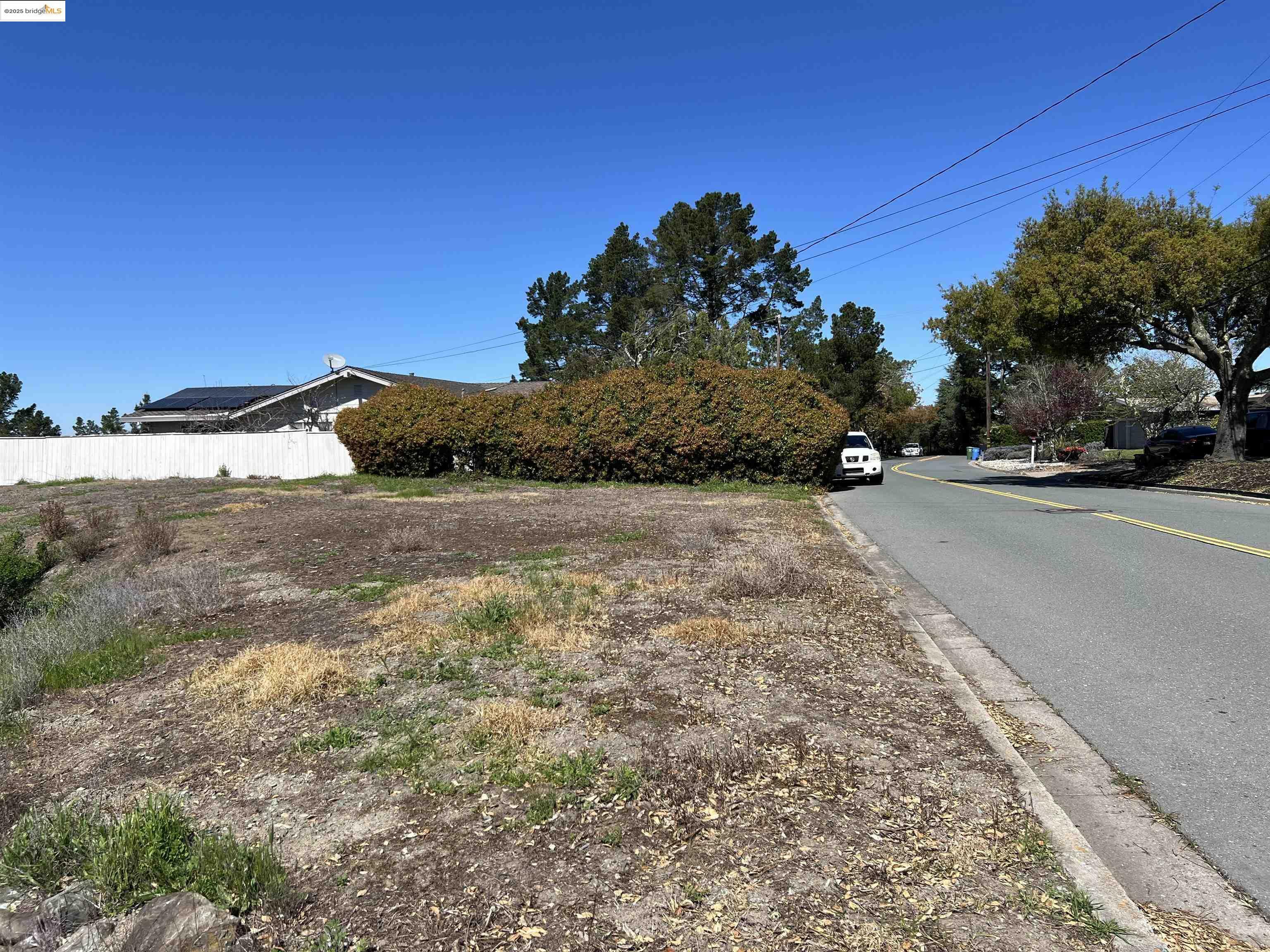 82 Zander Dr  Orinda CA 94563 photo