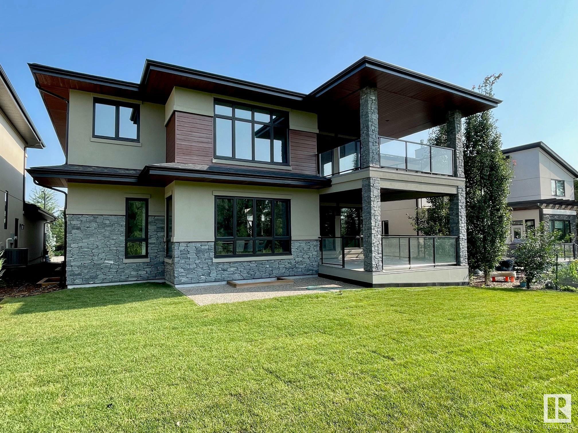 Property Photo: 7179 May Crescent NW AB T6R 0V8