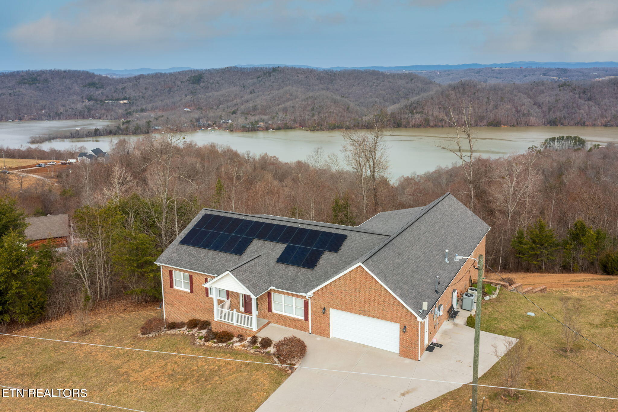Property Photo: 364 Panoramic Drive TN 37807