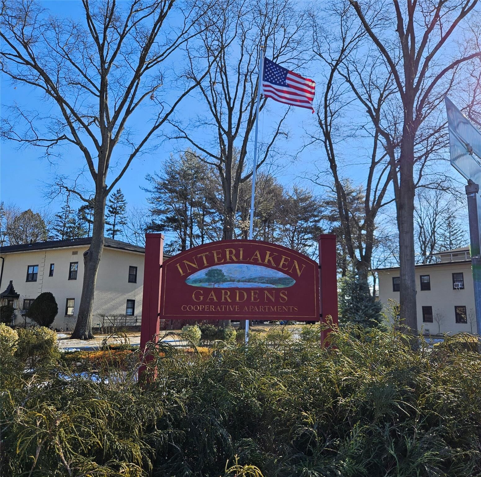 Property Photo: 50 Manchester Road 2R NY 10709