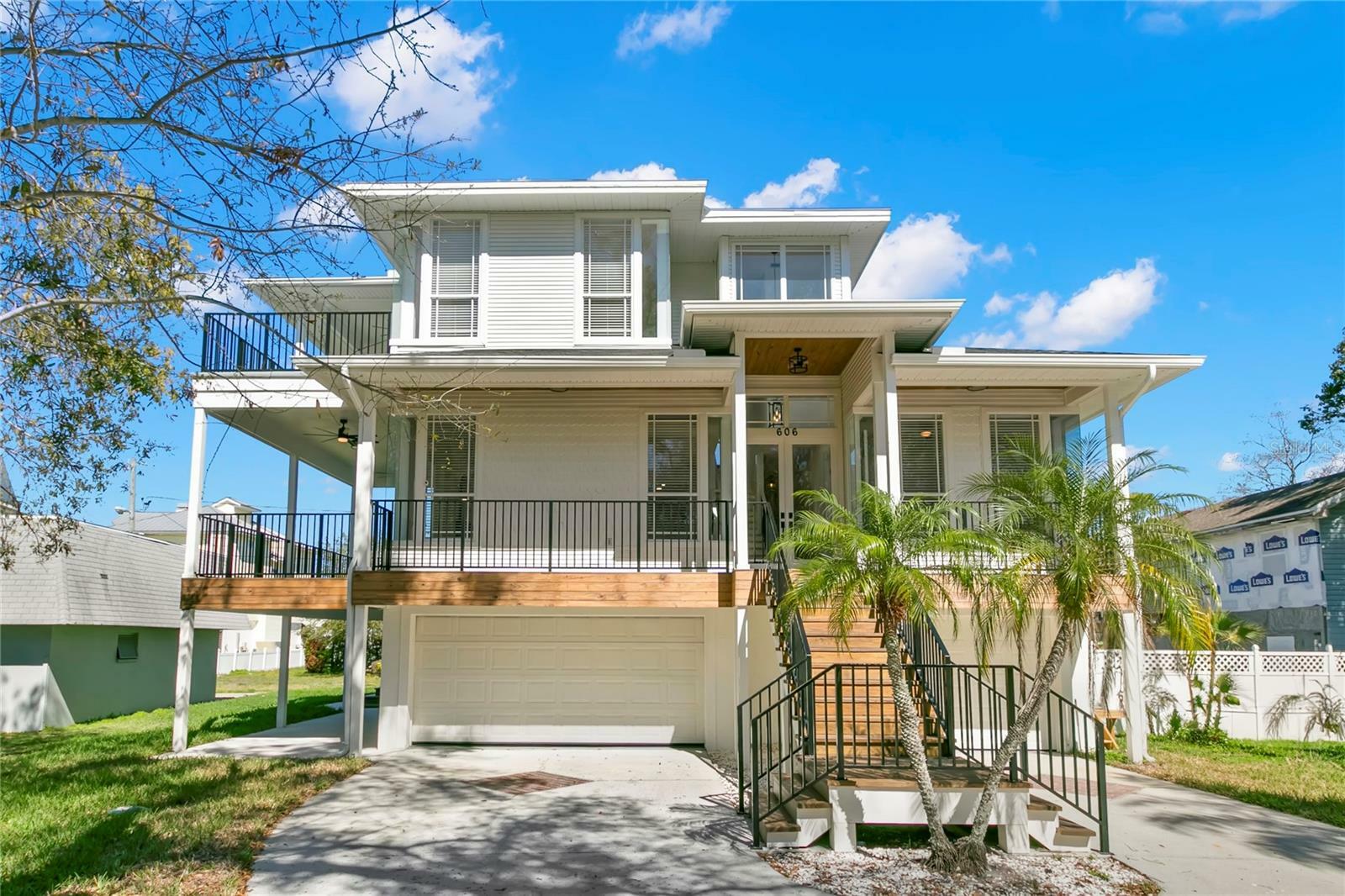Property Photo: 606 Indiana Avenue FL 34681