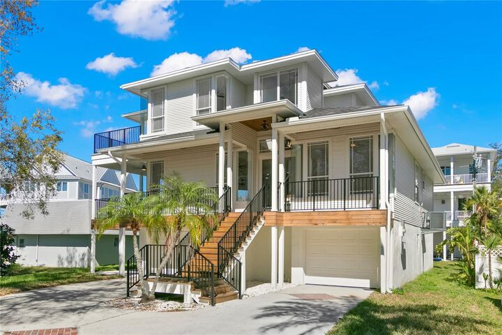 Property Photo:  606 Indiana Avenue  FL 34681 