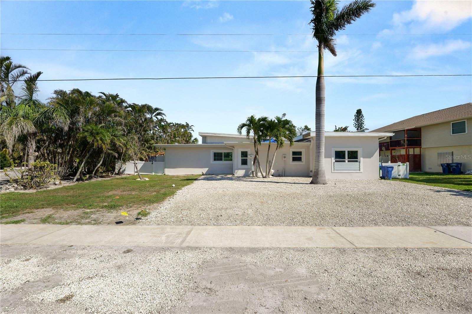 Property Photo:  6805 Holmes Boulevard  FL 34217 