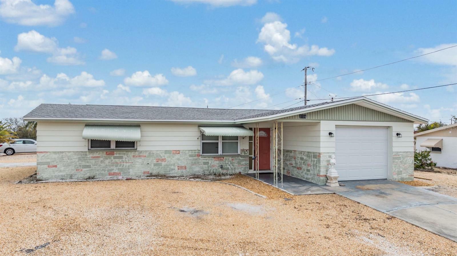 1118 Excalibur Street  Holiday FL 34690 photo