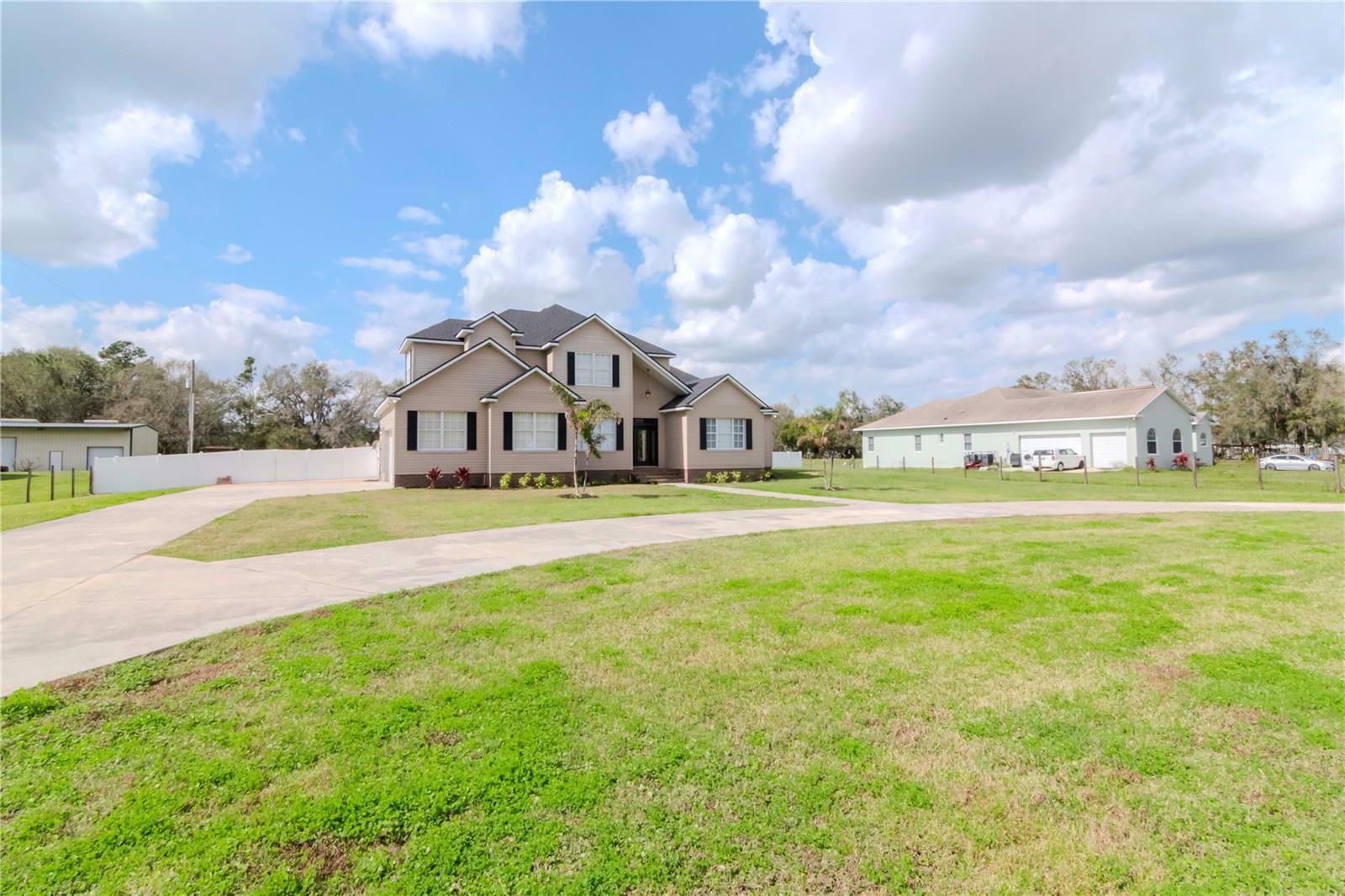 Property Photo:  4411 Miley Road  FL 33565 