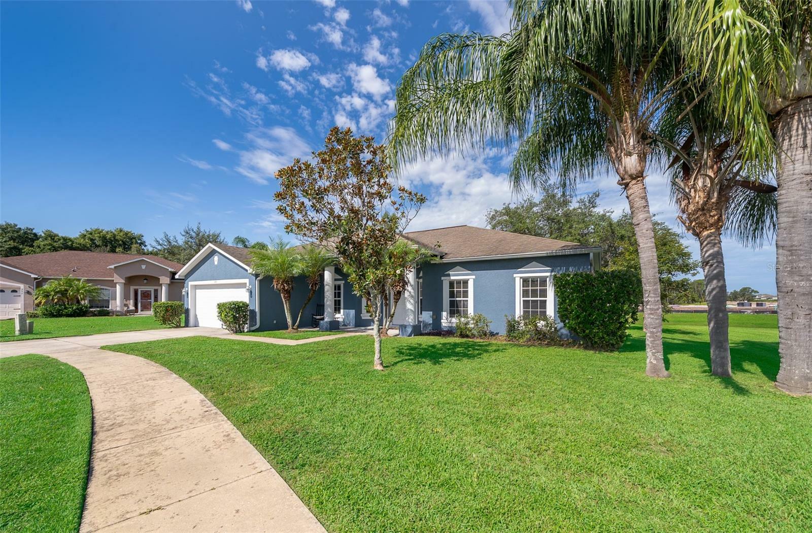 Property Photo:  295 E White Ibis Lane  FL 33884 