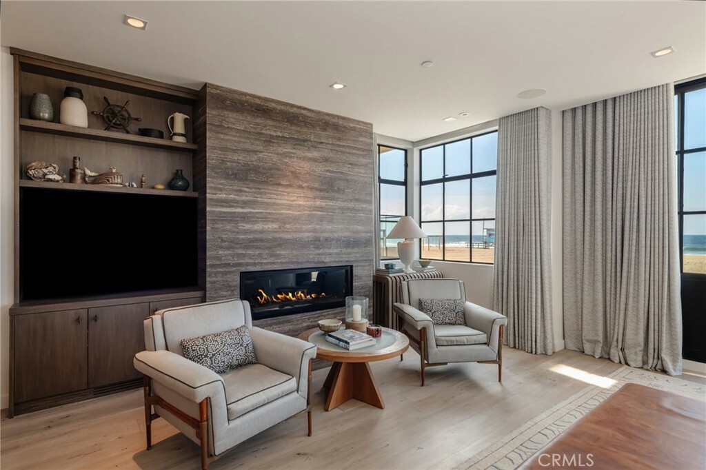 Property Photo: 3222 The Strand CA 90254