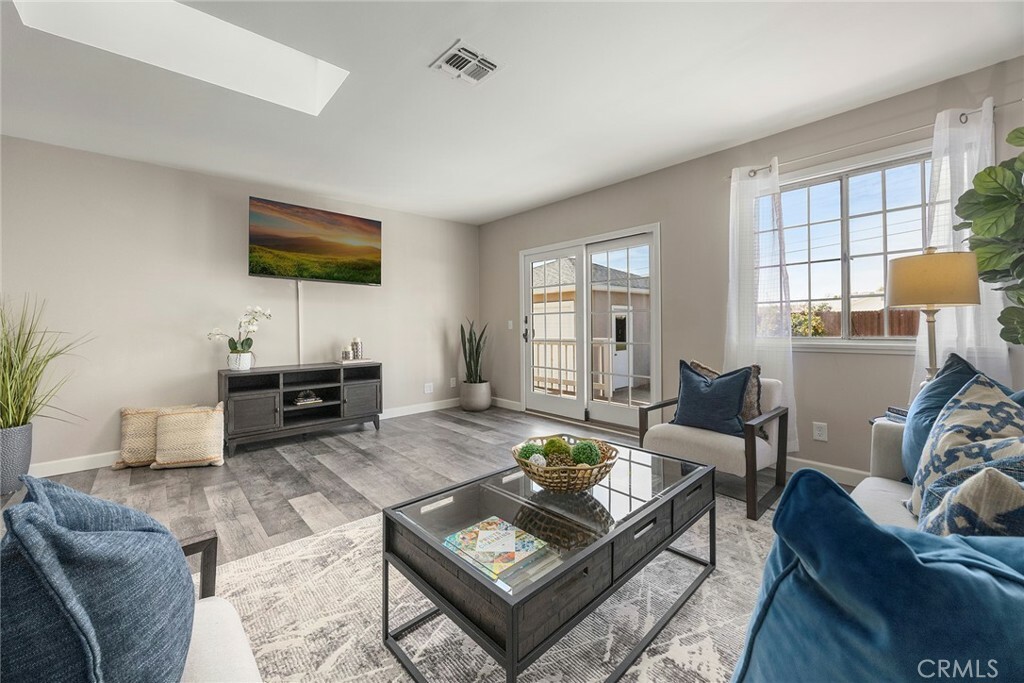 Property Photo: 607 S Poplar Avenue CA 92821